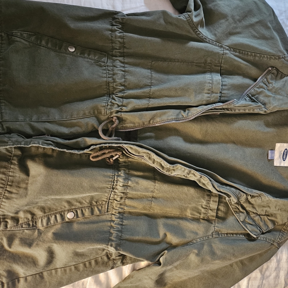 2x Bomber style jacket